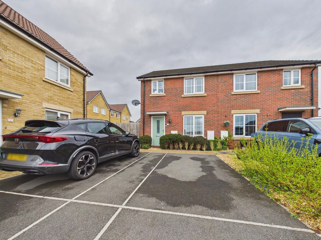 Property photo 1 of 22 Front (Exterior)