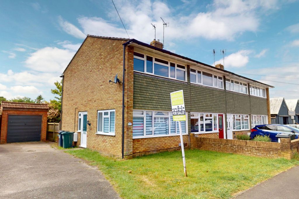 Property photo 1 of 12
