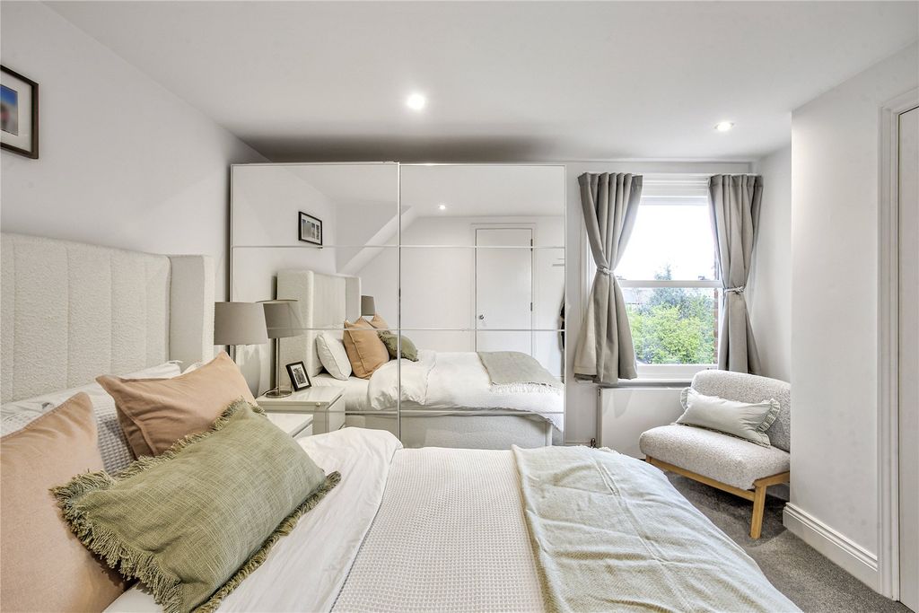 Property photo 3 of 15 Picture No. 19