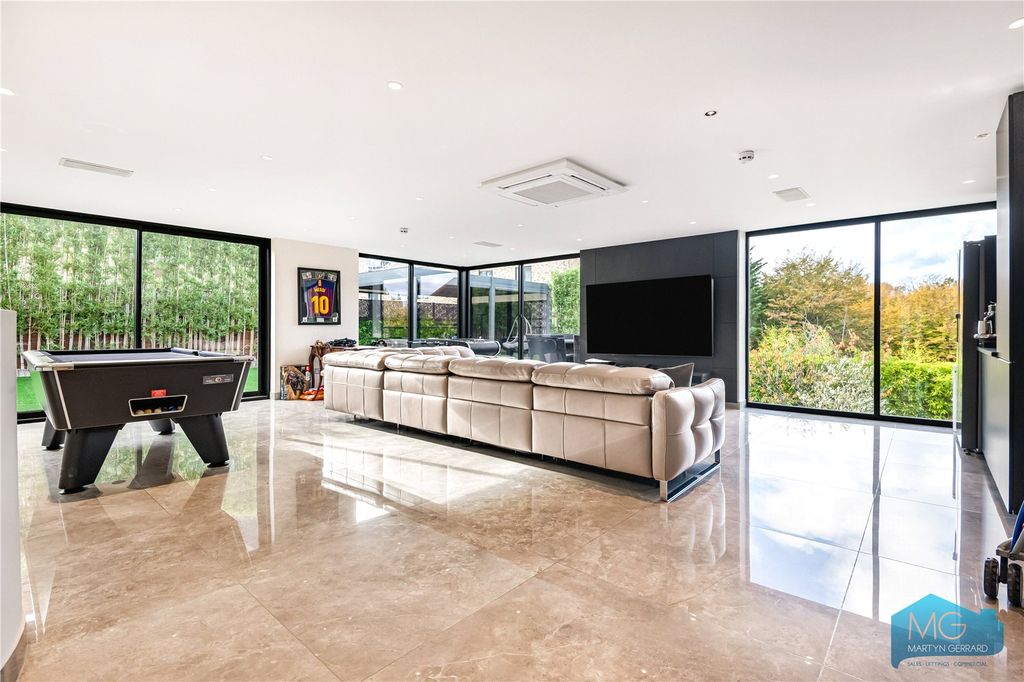 Property photo 2 of 23 Picture No. 65