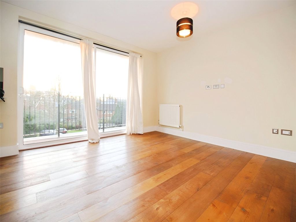 Property photo 3 of 8 Picture No. 05