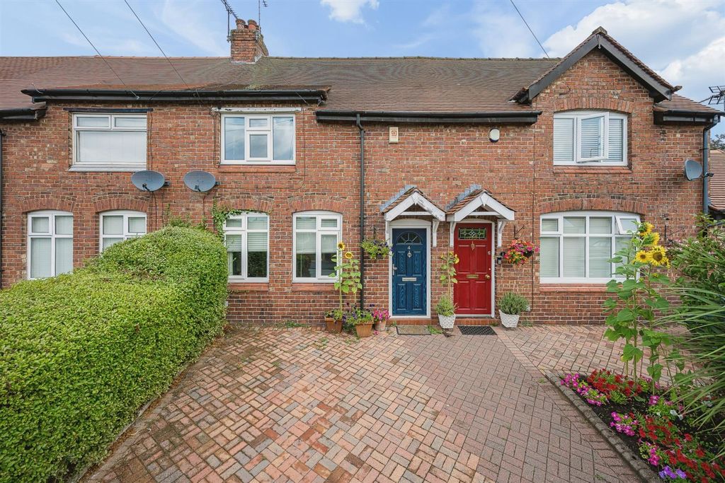 Property photo 1 of 15