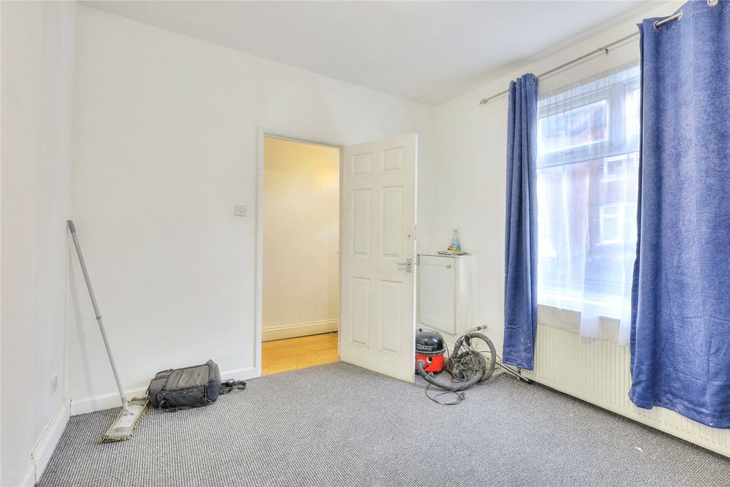 Property photo 3 of 15 Dining Room