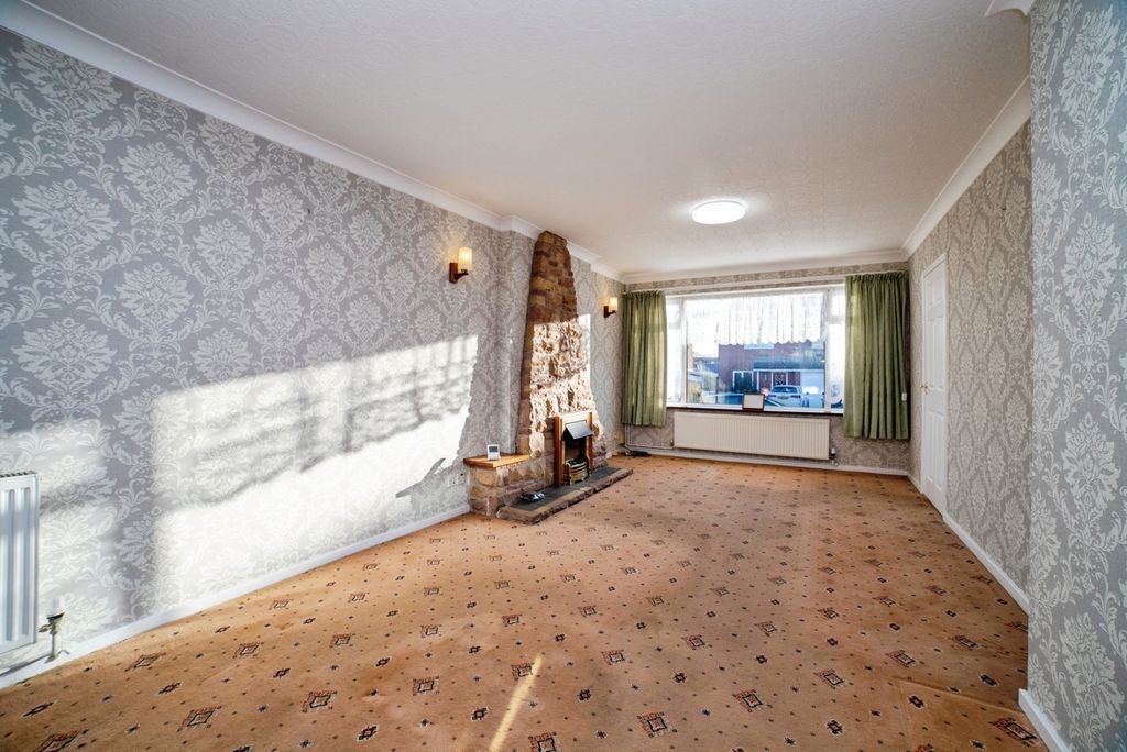 Property photo 2 of 26 Lounge Dining Room