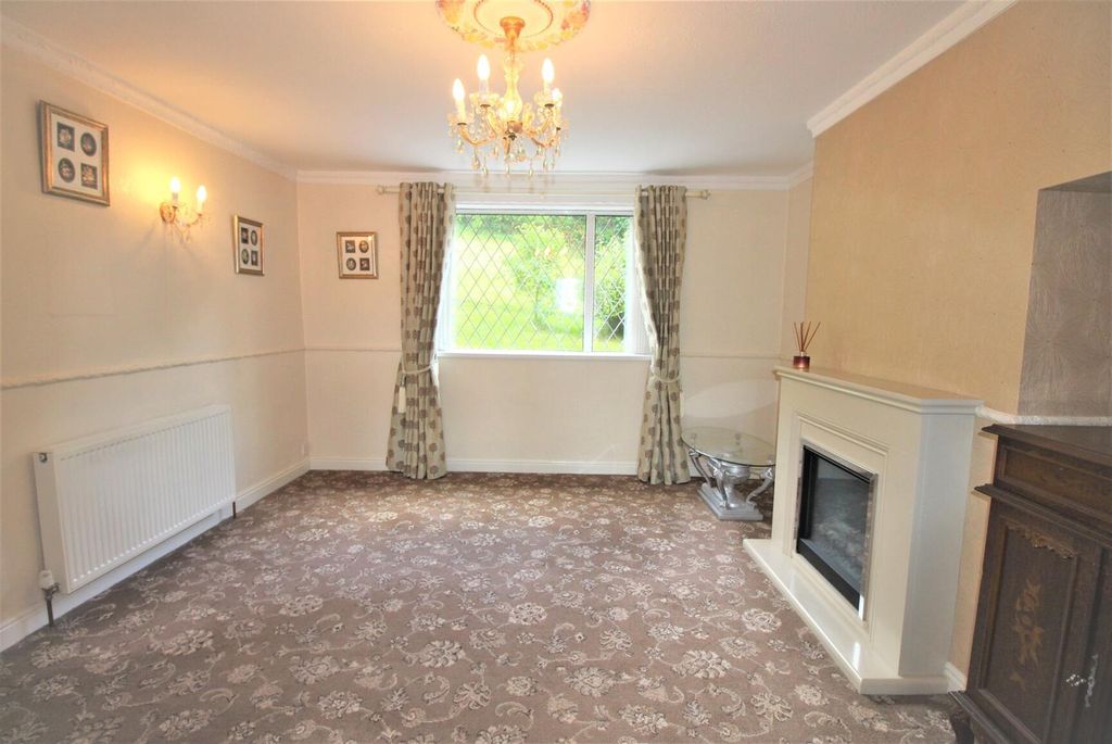 Property photo 3 of 12 3 - .Jpg