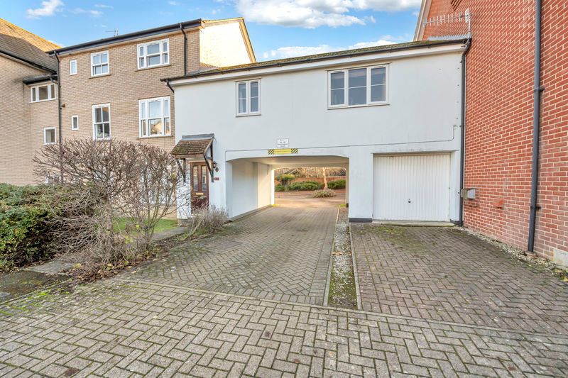 Property photo 1 of 9 Front