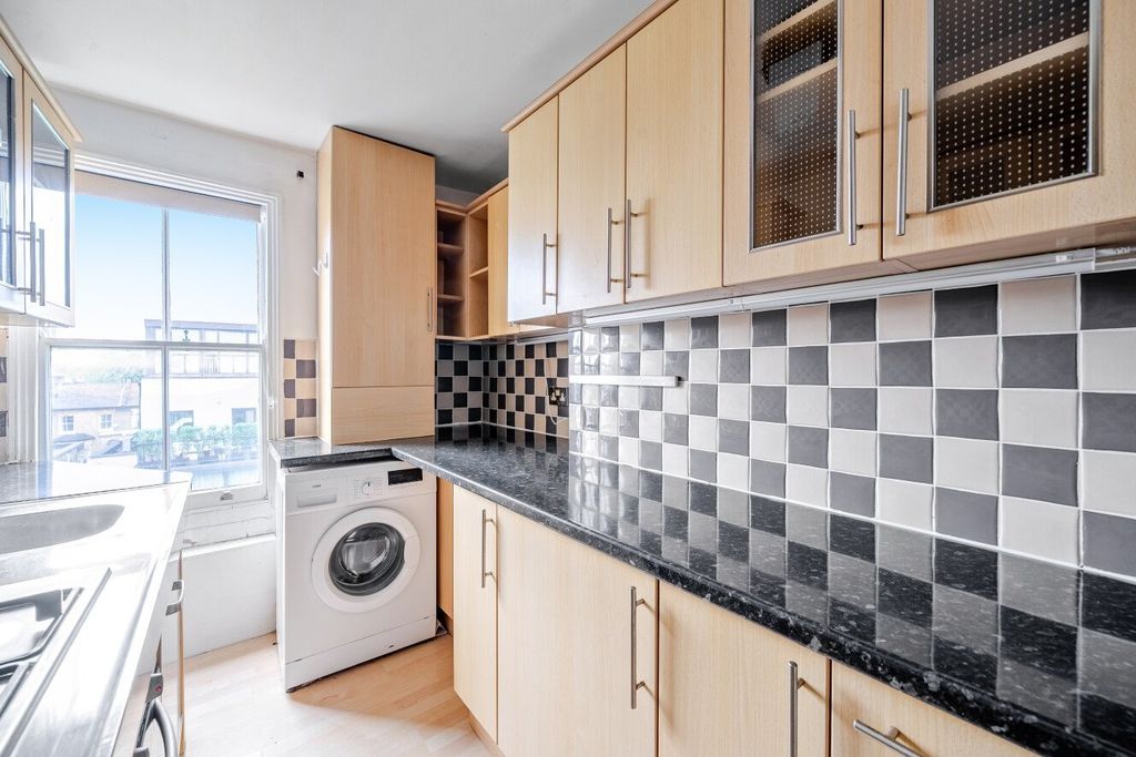 Property photo 3 of 10 Picture No. 07