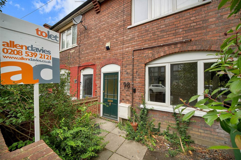 Property photo 1 of 17