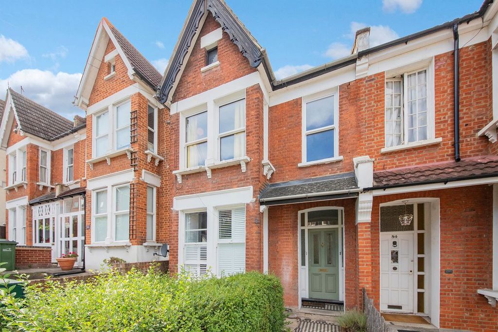 Property photo 1 of 6