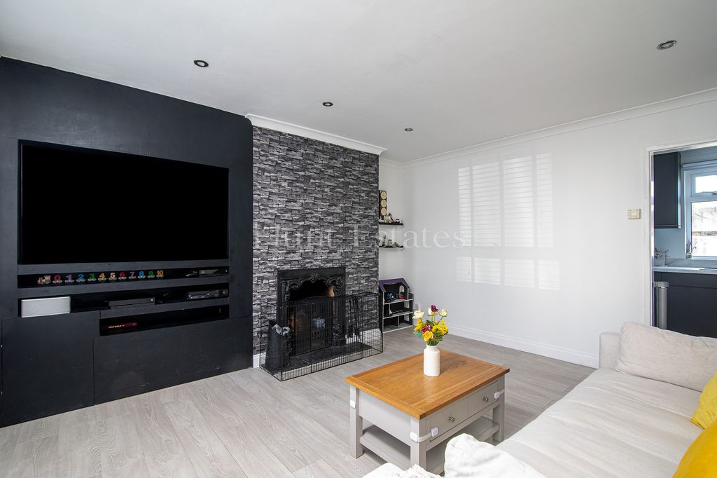 Property photo 2 of 21 Not Specified