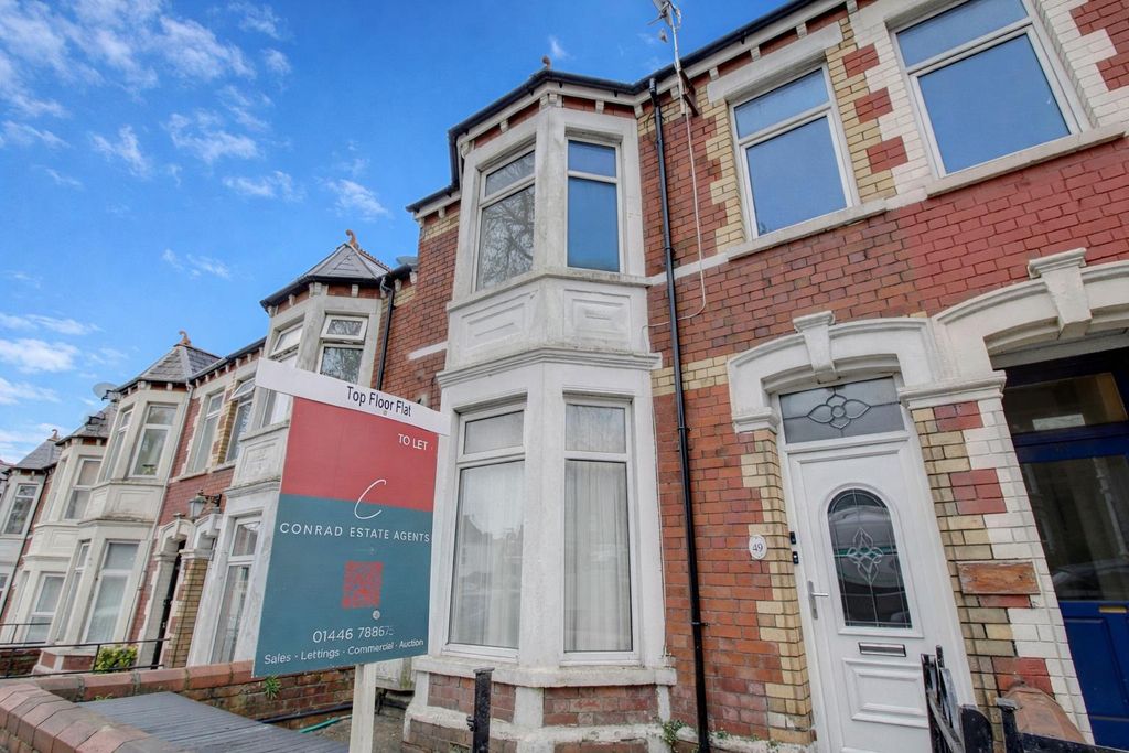 Property photo 1 of 7 Front.Png