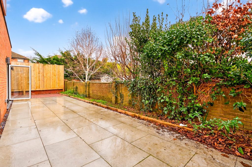 Property photo 1 of 12 Picture No. 10