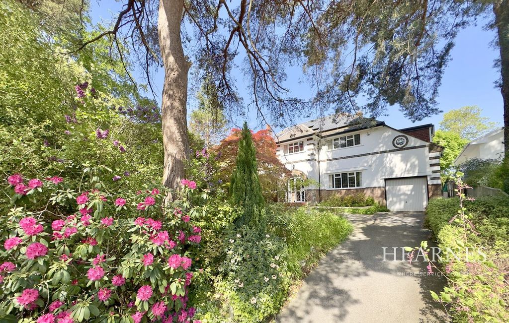 Property photo 1 of 22
