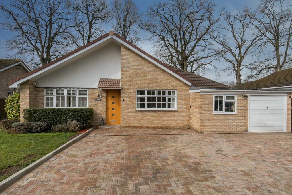 Property photo 1 of 24