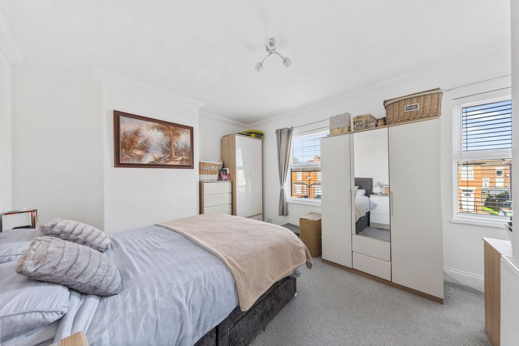 Property photo 3 of 22