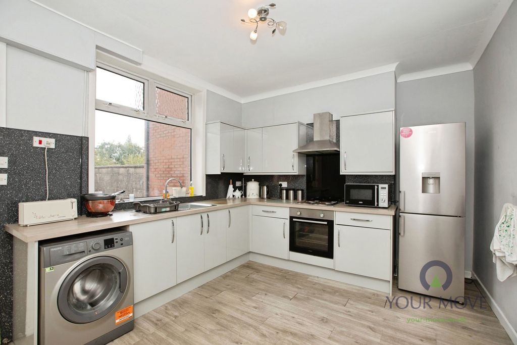 Property photo 3 of 11 Pbox-Img.Jpg