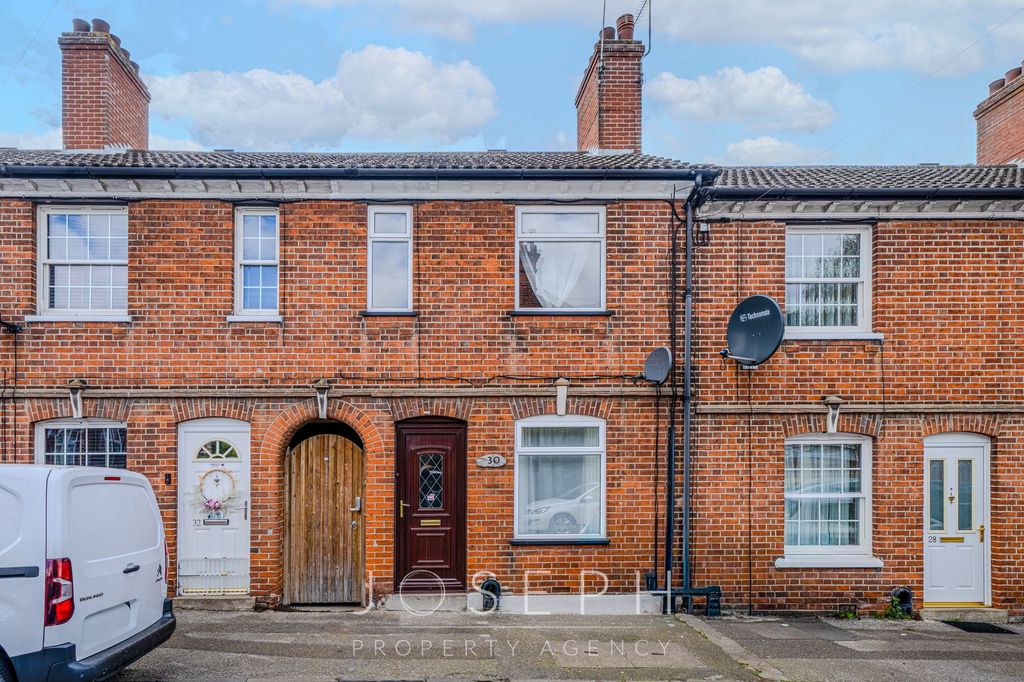 Property photo 1 of 10