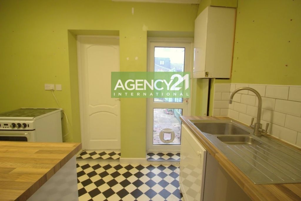 Property photo 2 of 8 Photo 2