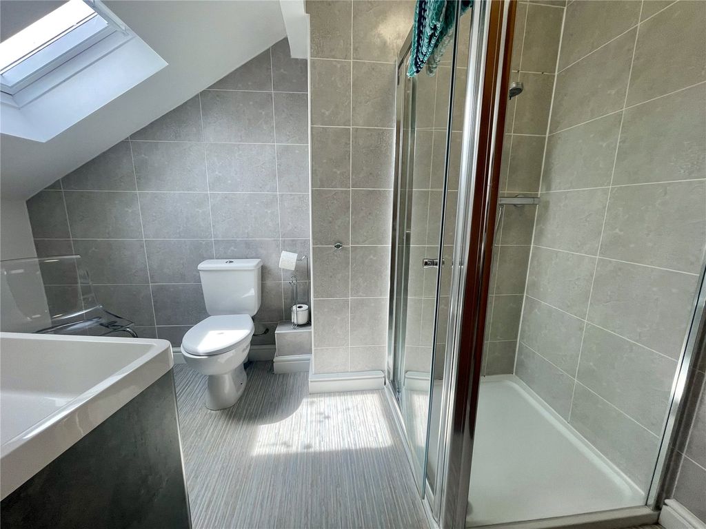 Additional image 15 of 2 bed flat for saleSouth Marine Drive, Bridlington, East Yorkshire YO15