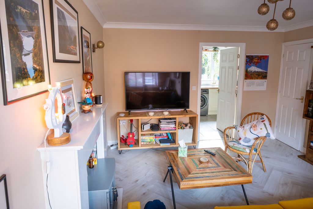 Property photo 3 of 16 Living Room