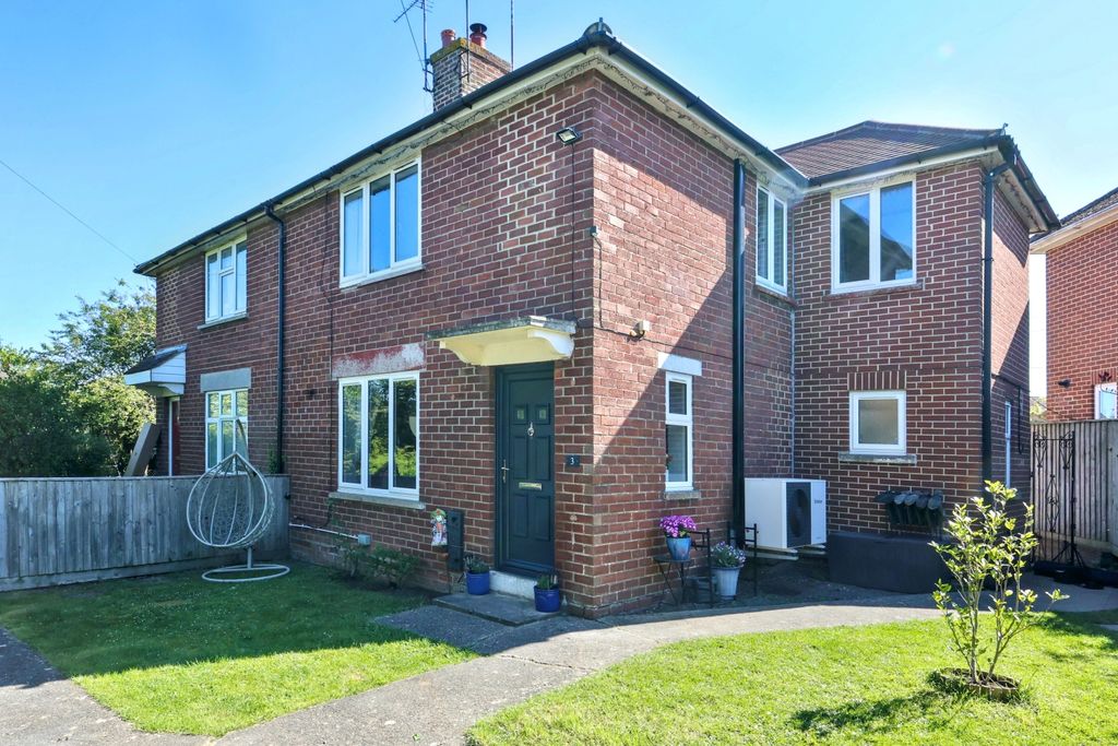 Property photo 1 of 20 Img_4440