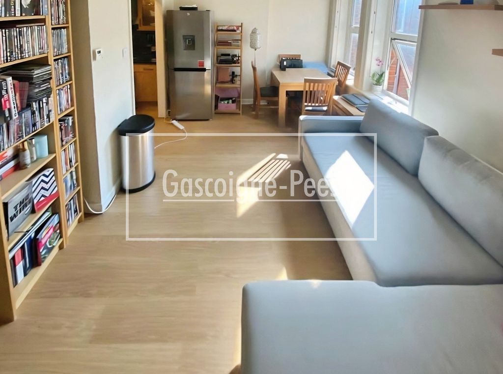 Property photo 3 of 6