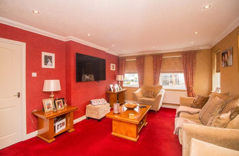 Property photo 3 of 28 8 Kirby Hill