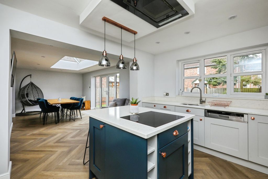 Property photo 3 of 19 8G9A79852