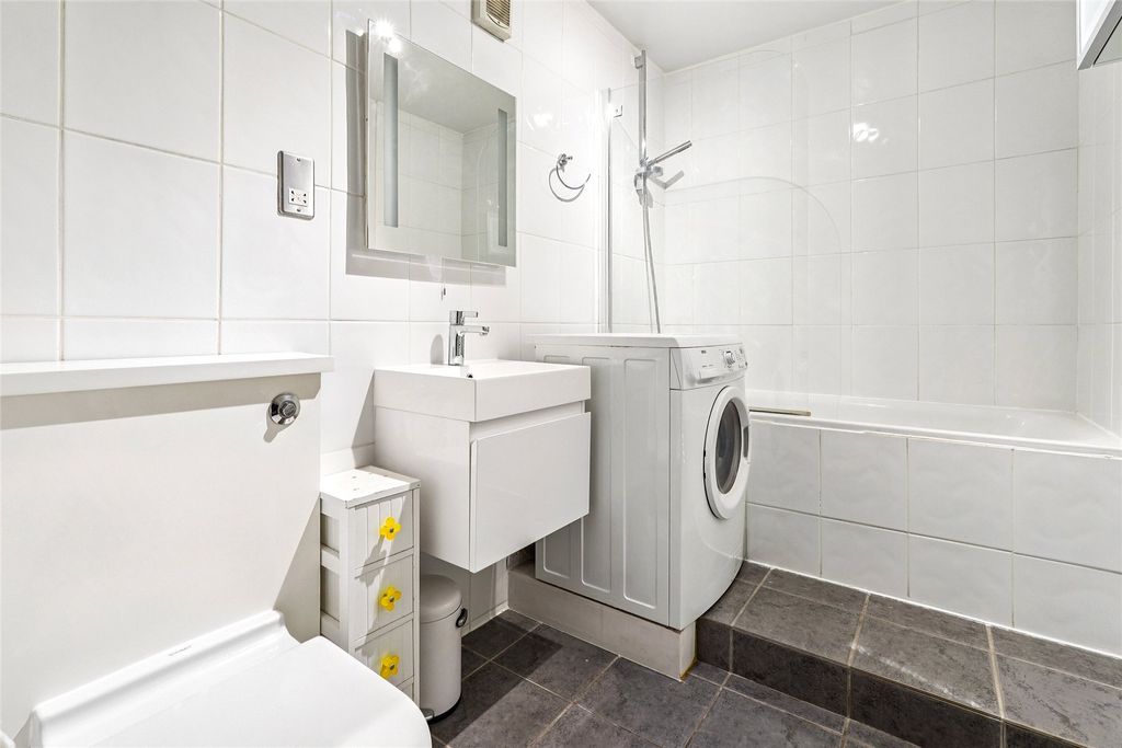 Property photo 2 of 8 Picture No. 01