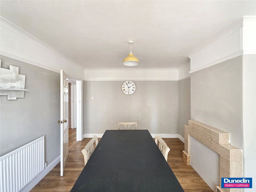Property photo 2 of 13 Picture No. 02