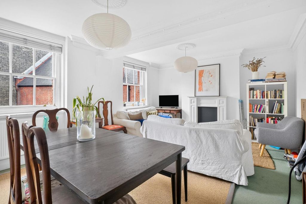 Property photo 2 of 19 Pbox-Img.Jpg