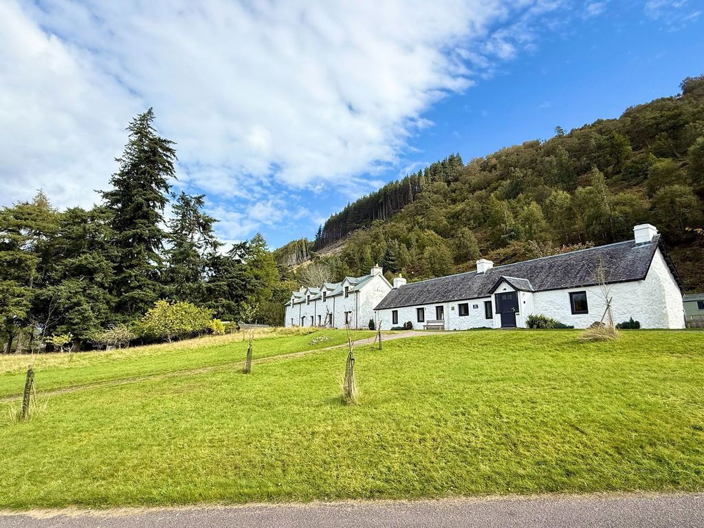 Property photo 2 of 30