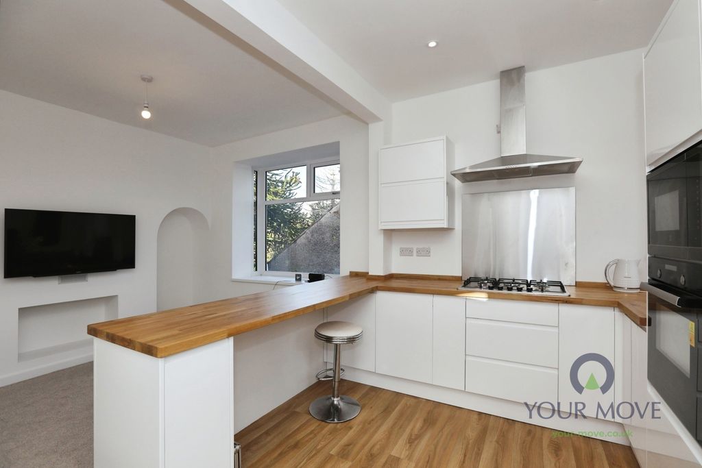 Property photo 3 of 16 Pbox-Img.Jpg