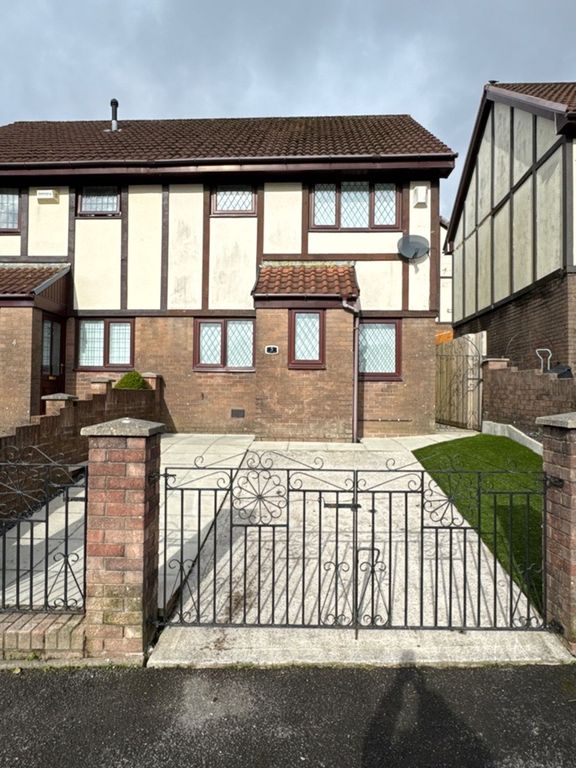 Property photo 1 of 15 St John's Grove