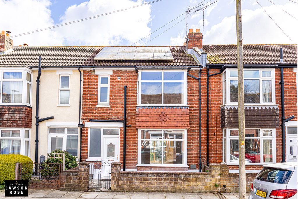 Property photo 1 of 24 .