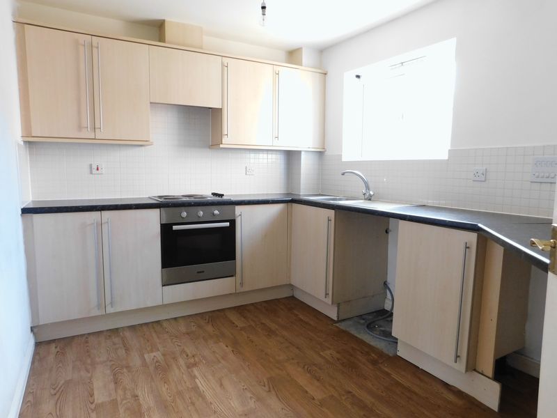 Property photo 3 of 6 Photo 4