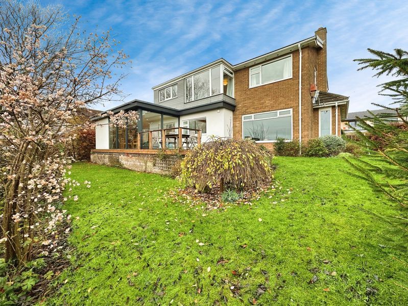 Property photo 1 of 24 Photo 10