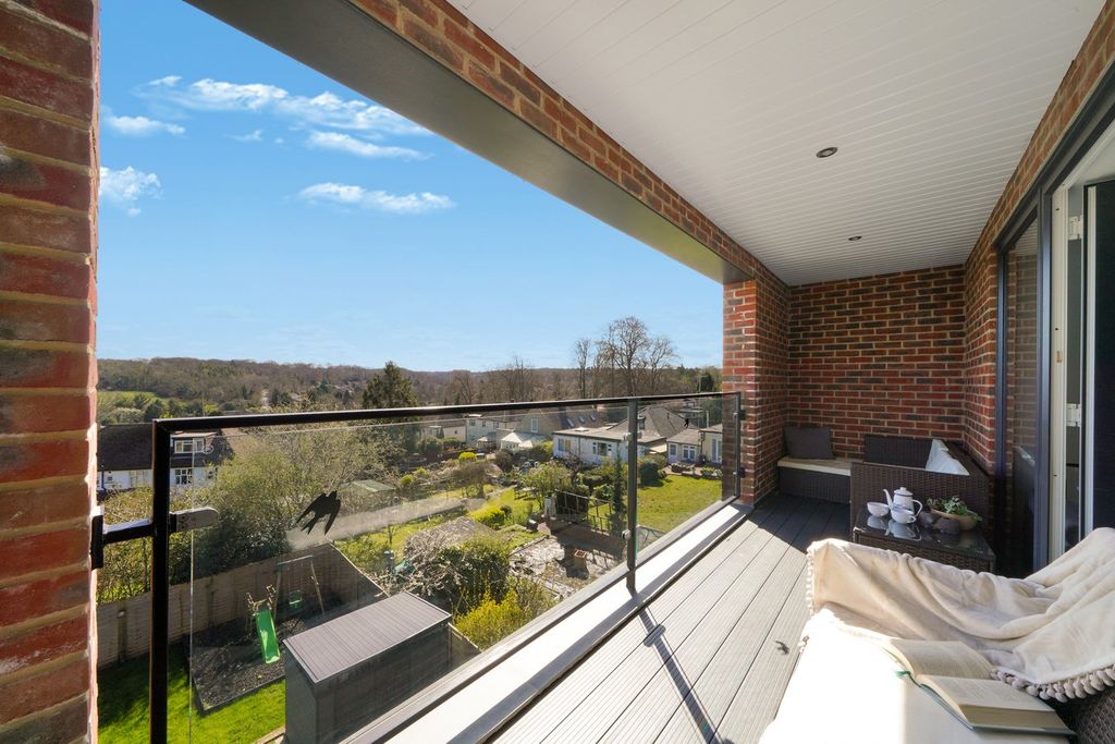 Additional image 12 of 2 bed flat for saleLynne Close, Flat 6, South Croydon CR2