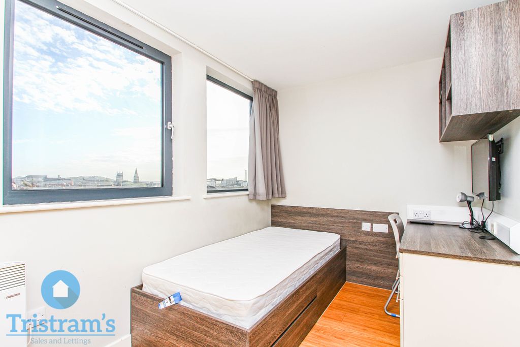 Property photo 3 of 6 Img_1484