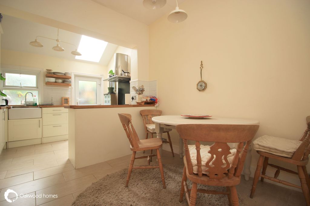 Property photo 2 of 16 Photo