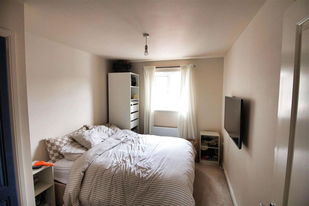 Property photo 3 of 7