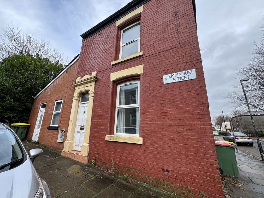 Property photo 1 of 16