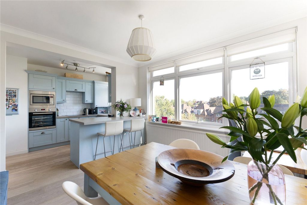 Property photo 1 of 14 Reception