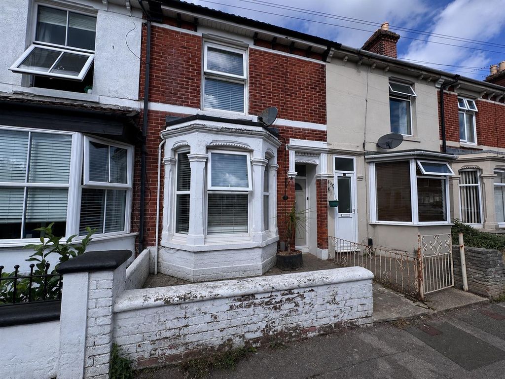 Property photo 1 of 11