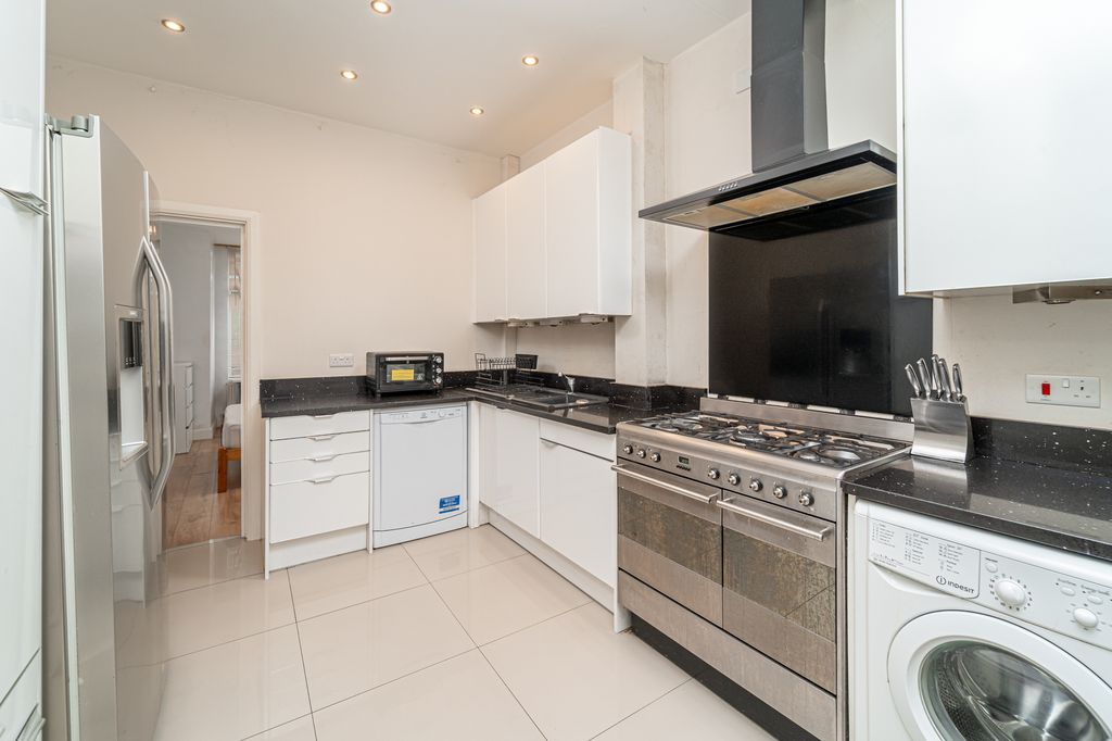 Property photo 2 of 15 Ndb06859-Edit