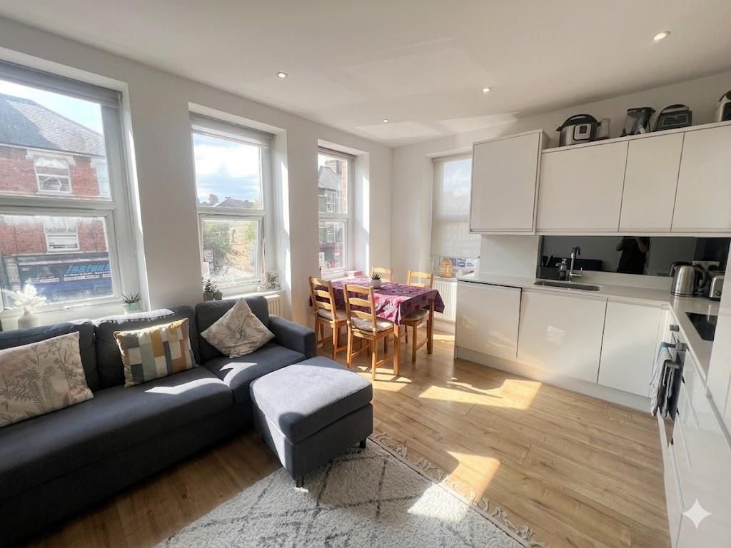 Property photo 3 of 7 Picture 2.Jpg