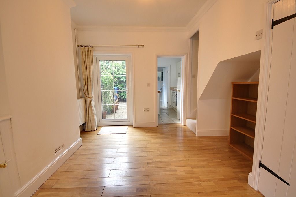 Property photo 3 of 8