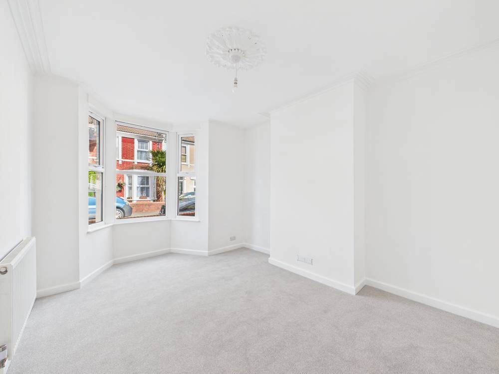 Property photo 3 of 16 Giraffe360-Still016