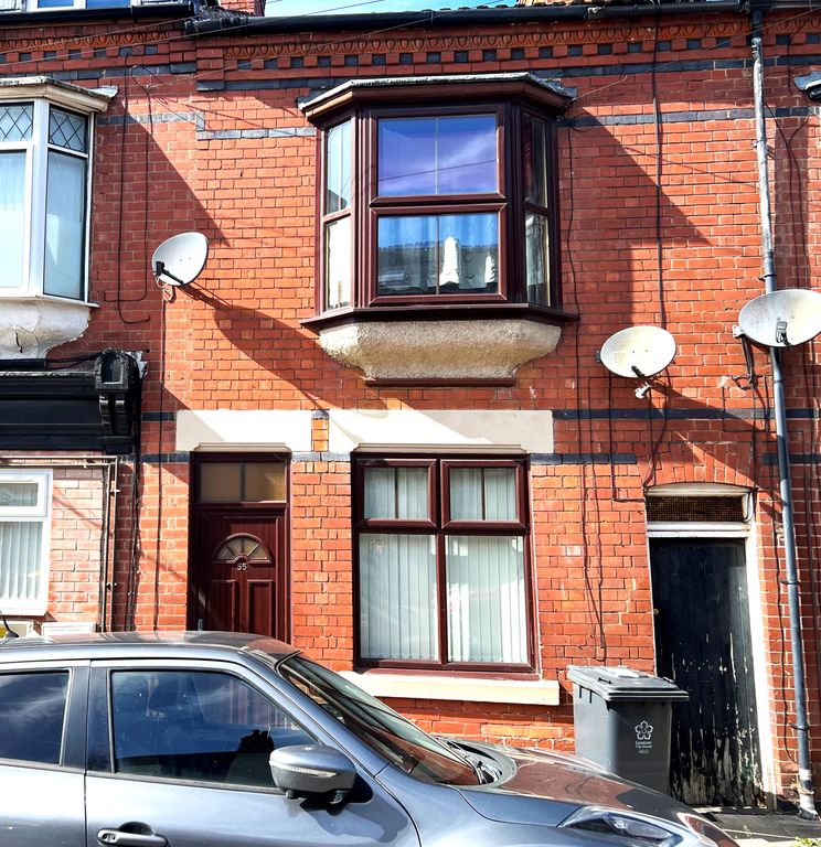Property photo 1 of 8