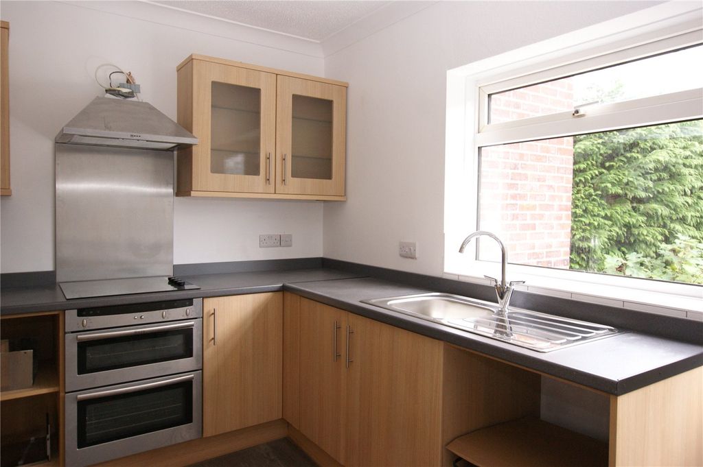Property photo 3 of 6 Picture No. 04